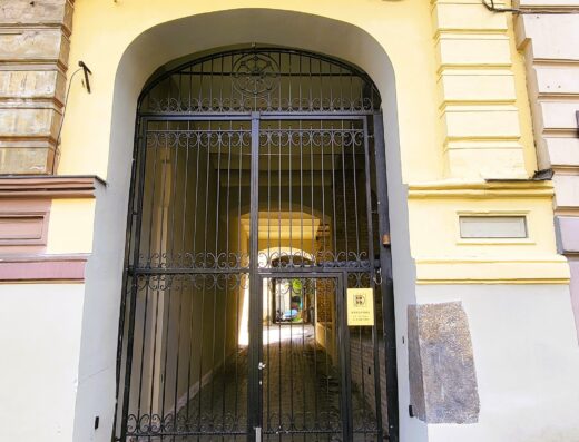 Vilniuje, J. Basanavičiaus g. 16A rūsio patalpos
