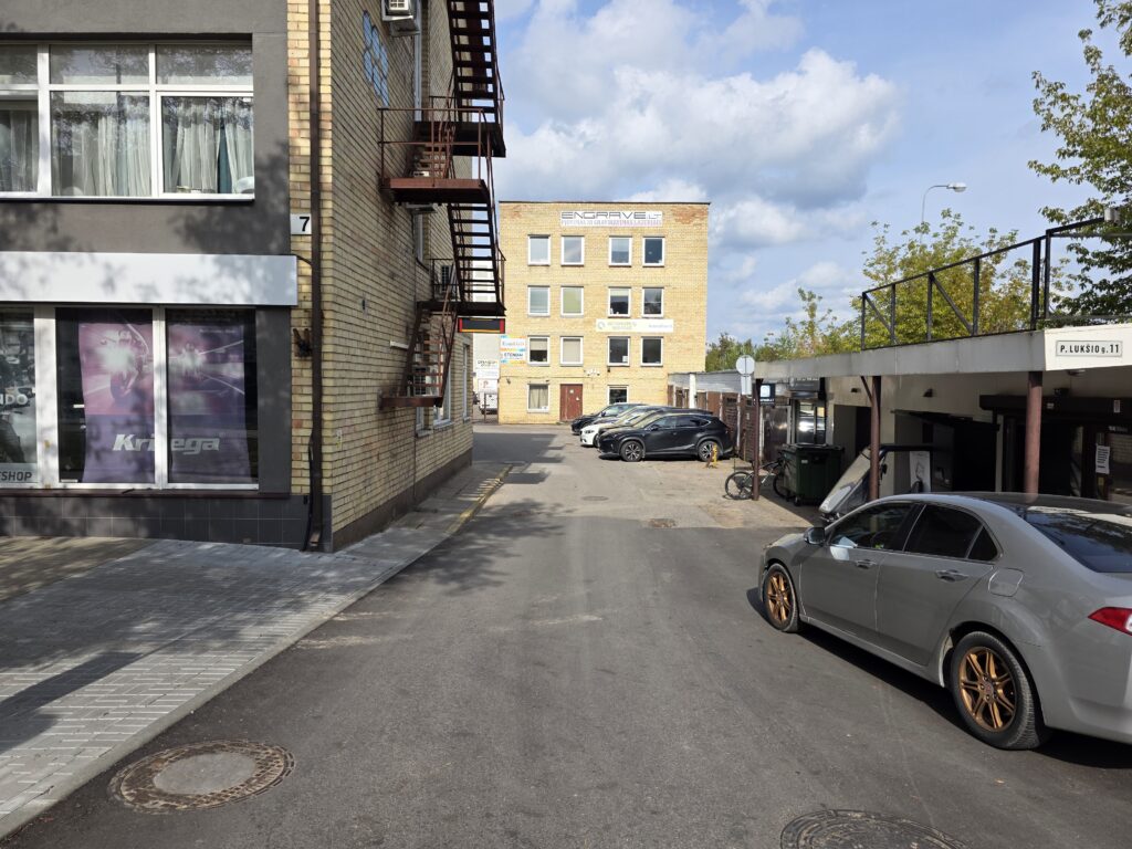 70 m² patalpos nuomai P. Lukšio g. 7 – kūrybai, repeticijoms, sandėliavimui ar gamybai