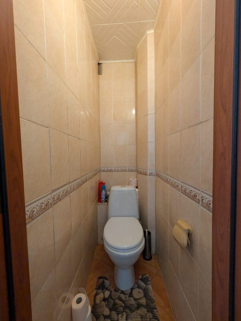 Gargždų centre parduodamas 2k.butas