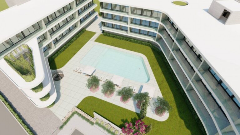 Apartment For Sale in Paphos Town