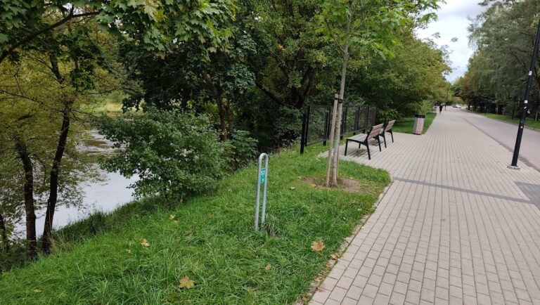 Nuomojamas jaukus ir šviesus 3 kambarių 64 kv. m. butas Antakalnyje su visais baldais ir buitine technika
