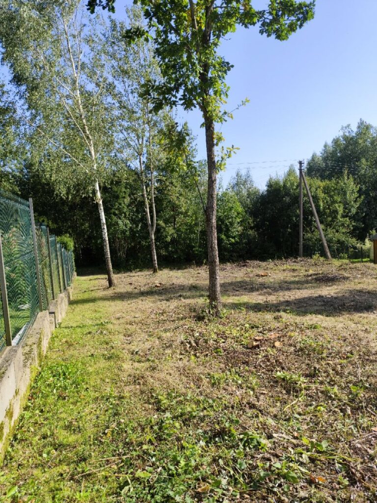Parduodamas sklypas be statinių Akmeniškių k., SB „Rojus“.