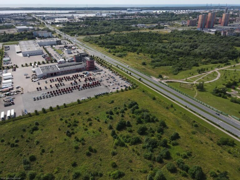 1 ha komercinis sklypas Klaipėdoje, Jūrininkų pr. 23 – investicinė galimybė plėtrai